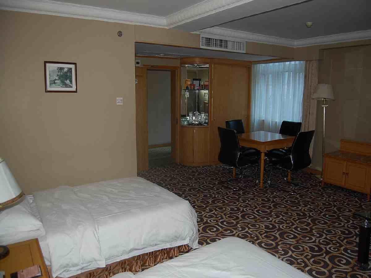Modern Hotel Harbin Bagian luar foto