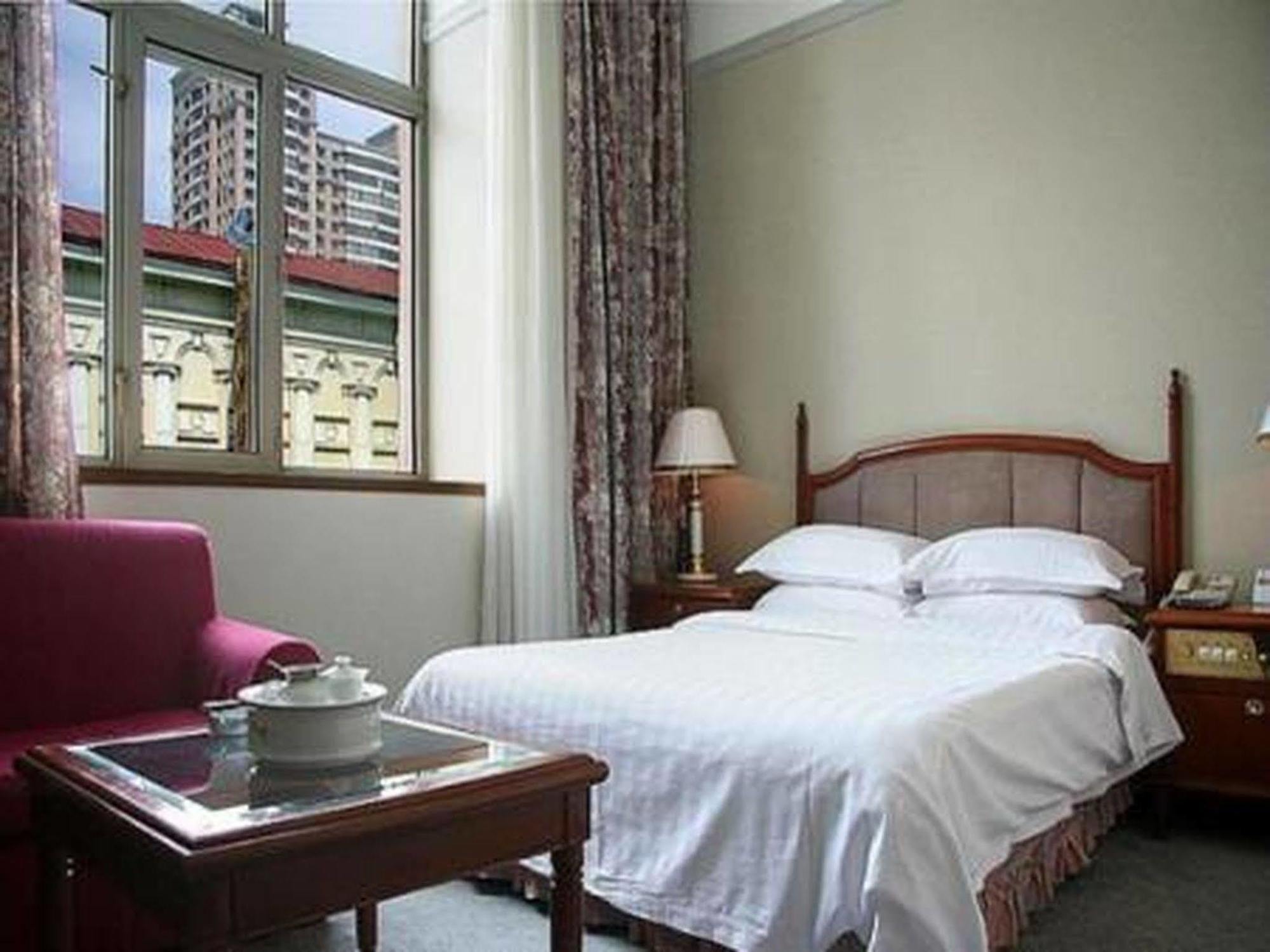 Modern Hotel Harbin Bagian luar foto